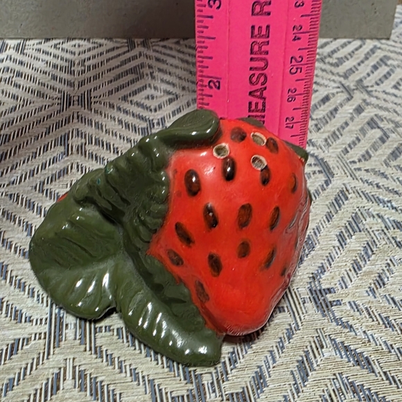 Hand Painted Strawberry Salt And Pepper Shakers #3 - Picture 7 of 8